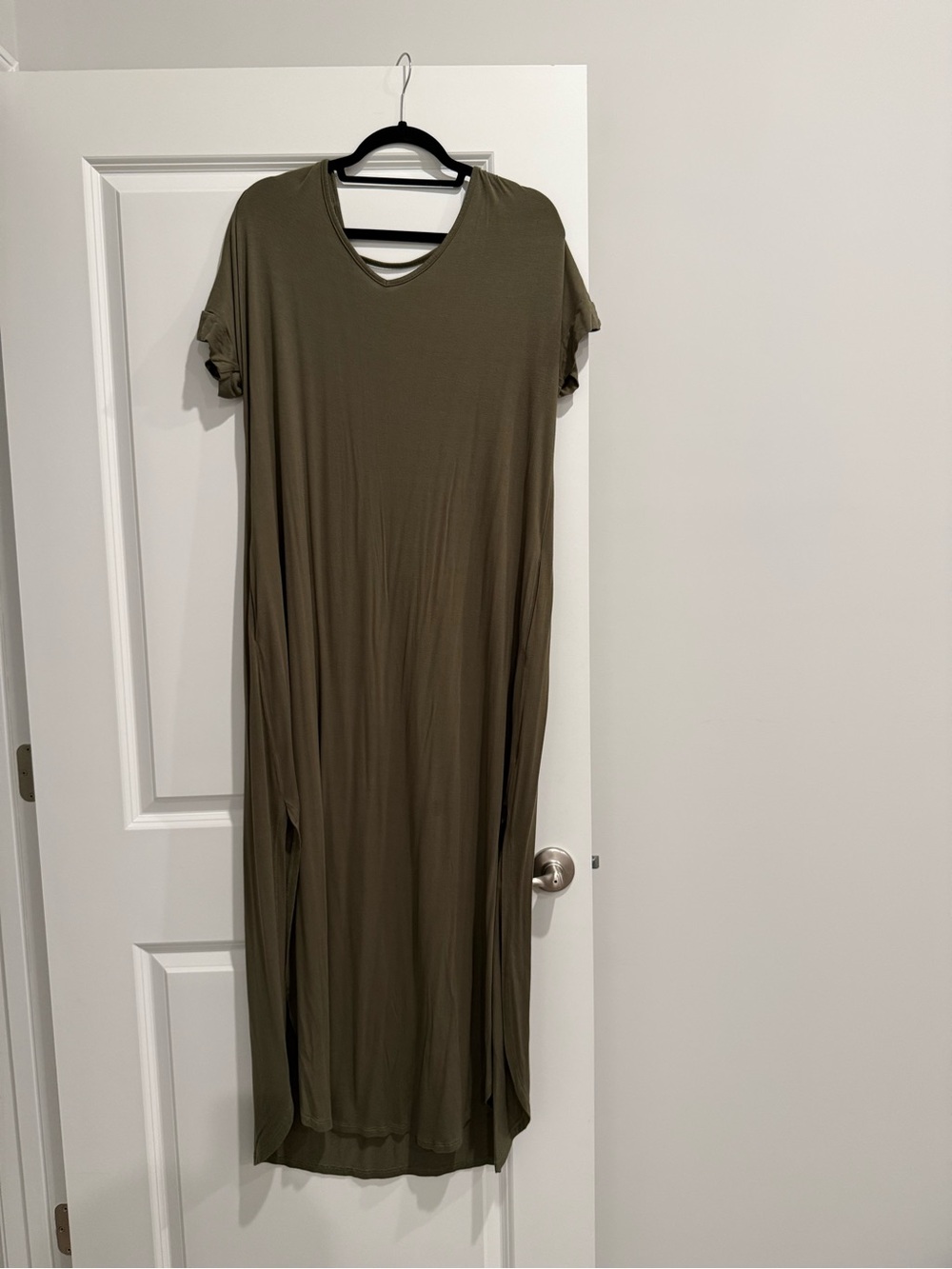 Relaxed V-Neck Olive Green Maxi Dress